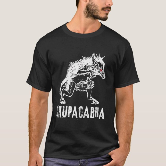 Chupacabra Folklore Cryptid Monster T Shirt (Framsida)