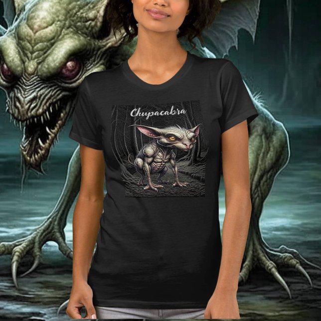Chupacabra i Skogen Cryptid T Shirt (Skapare uppladdad)