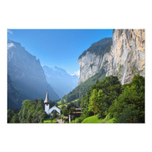 Church in Lauterbrunnen valley, Schweiz Fototryck