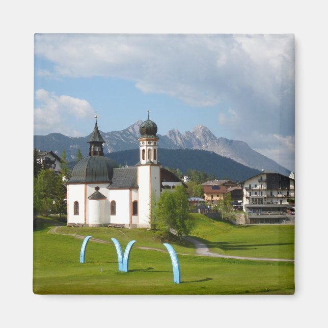 Church in Seefeld, Österrike magnet (Framsidan)