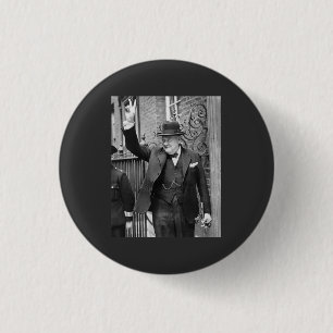 CHURCHILL V SIGN. KNAPP
