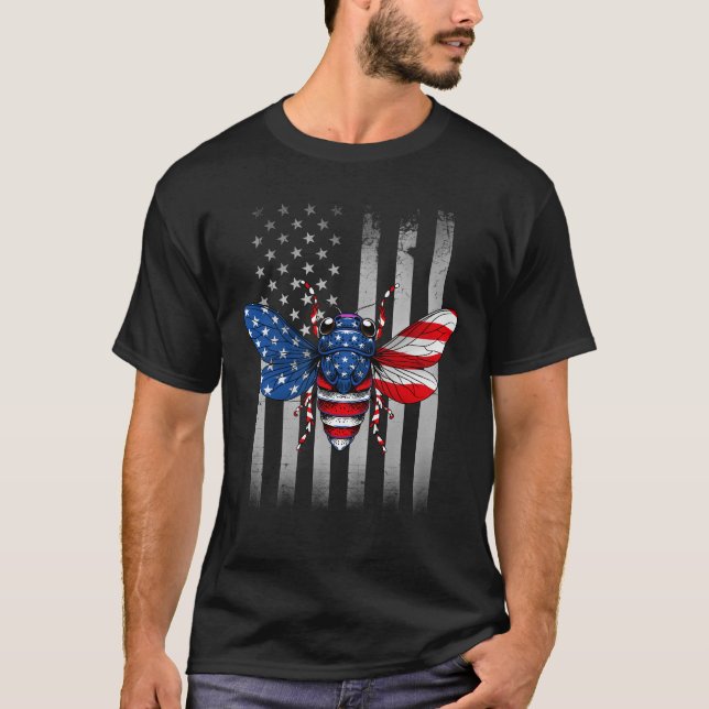 Cicadas American Flagga Cicada Reunion 4 juli T Shirt (Framsida)