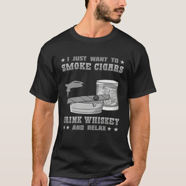 Cigar Smoker Smoking Quotes   1 T Shirt (Framsida)
