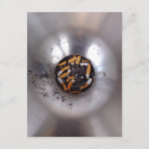 Cigarettknappar i Silver Rökare Ashtray, lustigt Vykort