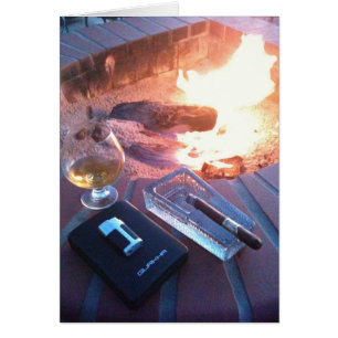 Cigarr och en drink vid avfyra hälsningskort