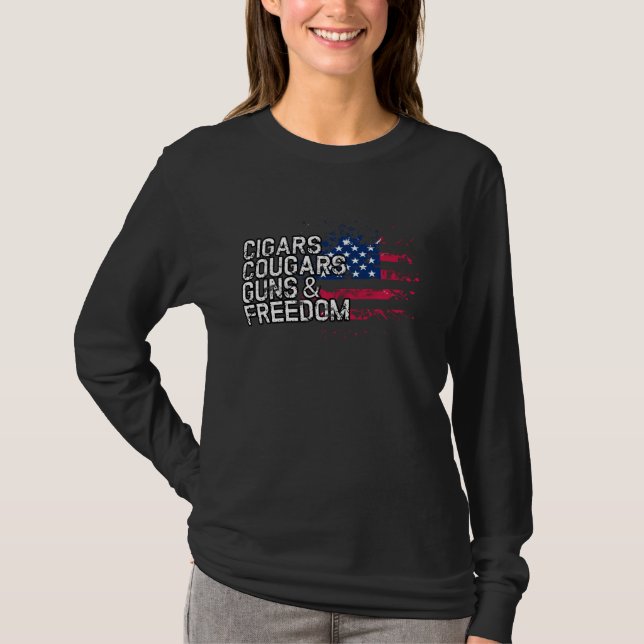 Cigars Cougars Guns & Freedom T Shirt Cougar (Framsida)