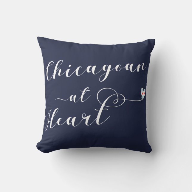 Cikagoan At Heart Throw Cushion, Chicago Kudde (Framsida)