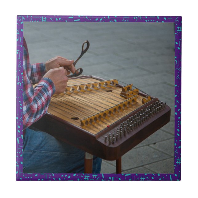 CIMBALOM  KAKELPLATTA (Framsidan)