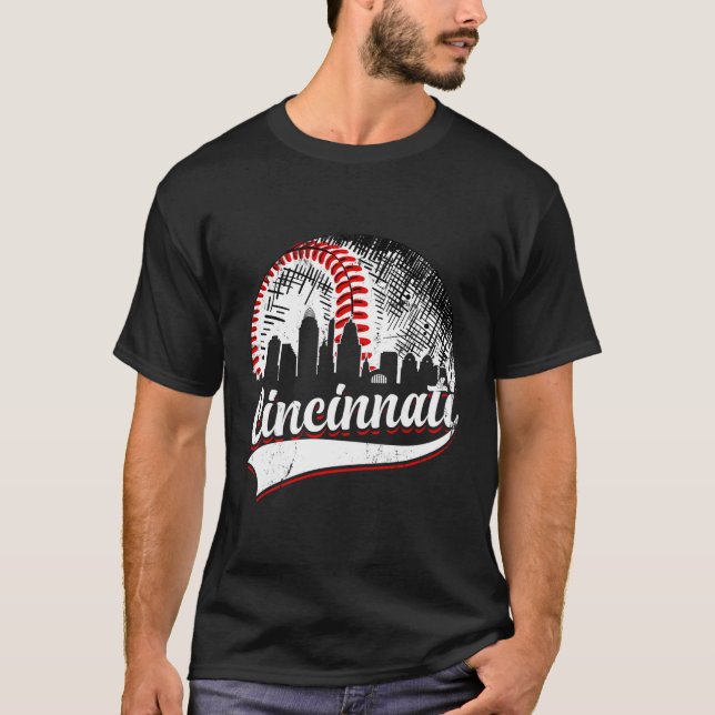 Cincinnati Baseball Game Day T Shirt (Framsida)