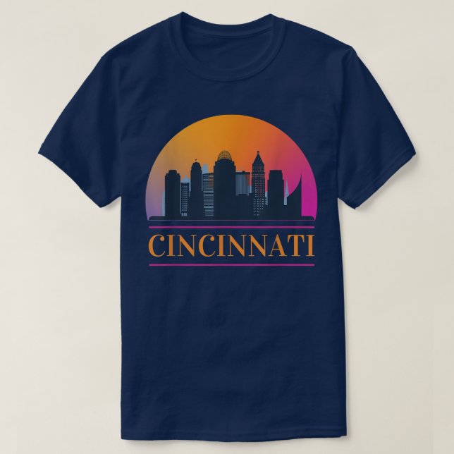 Cincinnati Ohio Skyline  T Shirt (Design framsida)