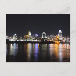 Cincinnati skyline nattetid vykort