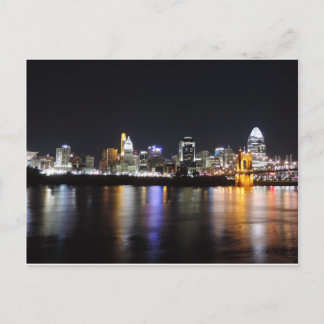 Cincinnati skyline nattetid vykort