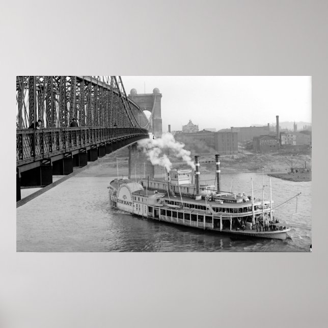 Cincinnati Suspension Bridge och Steamboat 1906 BW Poster (Framsidan)