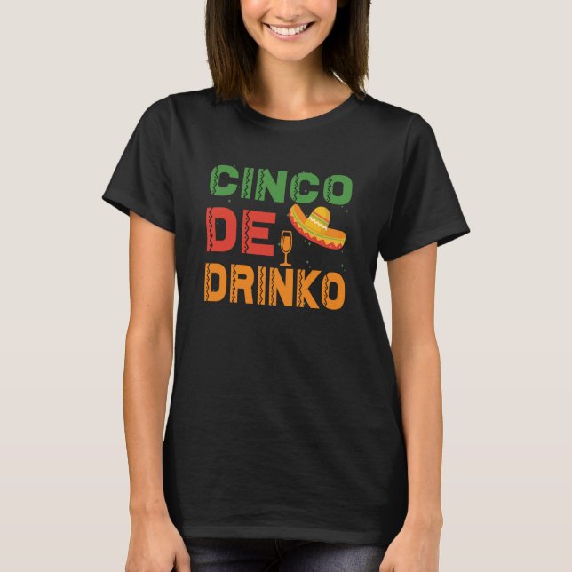 Cinco De Mayo Burritos Mexico Tacos and Avocado  7 T Shirt (Framsida)