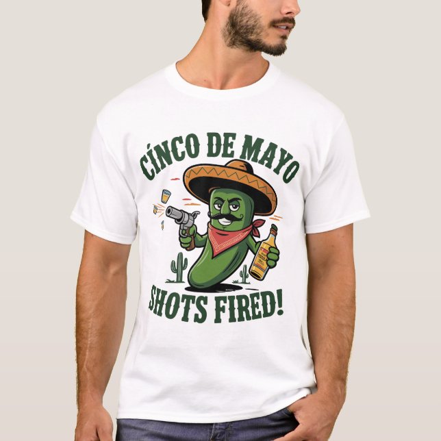 Cinco de Mayo Chili Showdown - Shots Fired! T Shirt (Framsida)