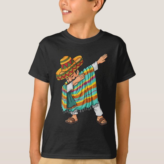 Cinco De Mayo Dabbing Poncho Sombrero Funny Mexiic T Shirt (Framsida)
