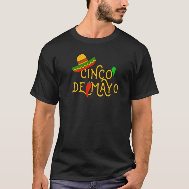 Cinco De Mayo Fiesta Sombrero Chili Pepper Mexican T Shirt (Framsida)