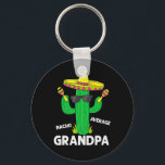 Cinco De Mayo Funny Nacho Average Grandpa Sombrero Nyckelring<br><div class="desc">Cinco De Mayo Funny Nacho Average Grandpa Sombrero Cactus</div>