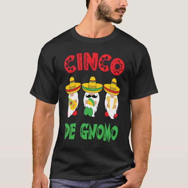 Cinco De Mayo Gnomo 3 Fiesta Gnomes Eat Tacos Tres T Shirt (Framsida)