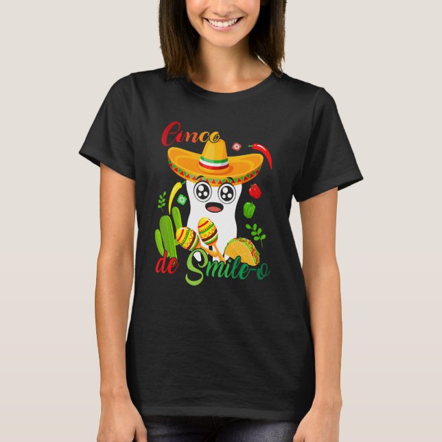 Cinco De Mayo Mexican Holy Guacamole Fiesta Time 5 T Shirt (Framsida)