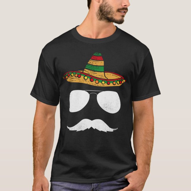 Cinco De Mayo Sombrero Mustache Face Sunglasses Me T Shirt (Framsida)