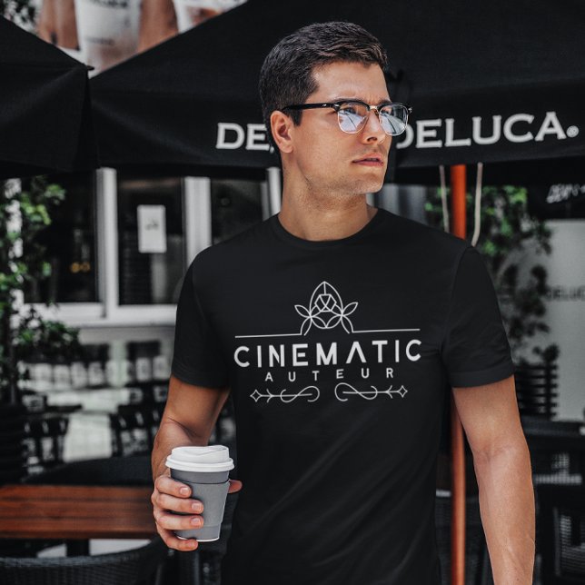 Cinematic Auteur - Elite Filmmaker T Shirt (Skapare uppladdad)