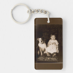 Circa 1910 pitbull och baby