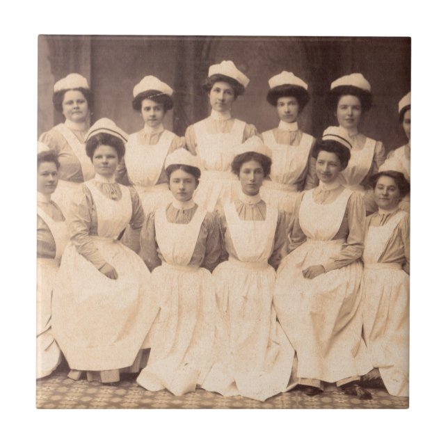 Circa 1914 sjuksköterskeskola studenter kakelplatta (Framsidan)
