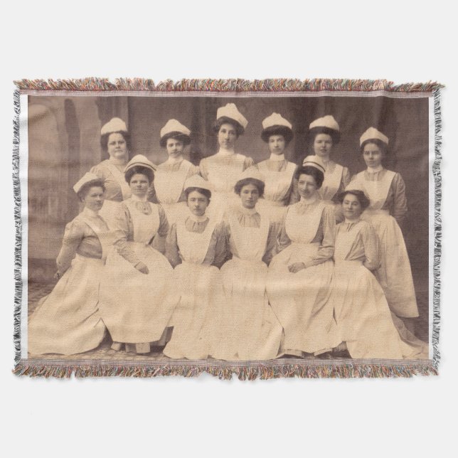 Circa 1914 sjuksköterskeskola studenter mysfilt (Framsidan)