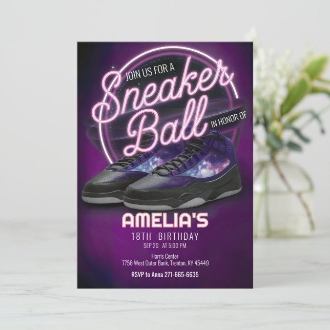 Circle Bright Galaxy Sneaker Boll Födelsedagsfest Inbjudningar (Stående Fram)