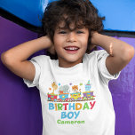 Circus Animal Tåg Cute Anpassningsbar Birthday Boy T Shirt<br><div class="desc">Den här vackra cirkusdjurets födelsedag med t-shirt har zoo-djur på en safari. Tåg innehåller en giraff,  elefant,  tiger och en söt hippo ovanför texten Birthday Boy skriven i orange,  grönt,  rött och blått färg. Anpassa med ditt barns namn för ett barn som har en roligt party.</div>
