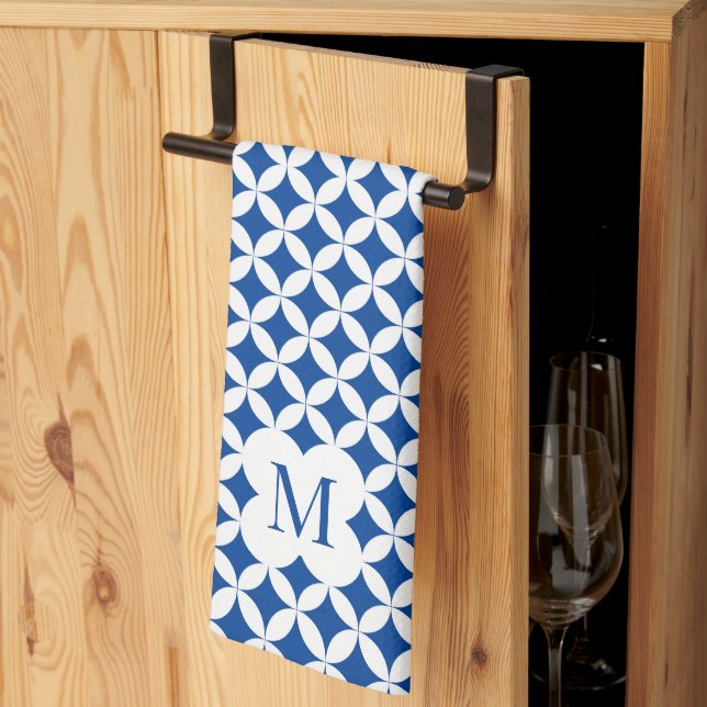 Cirkelkvarts mönster monogram anpassningsbar färg kökshandduk (Thirds Fold)