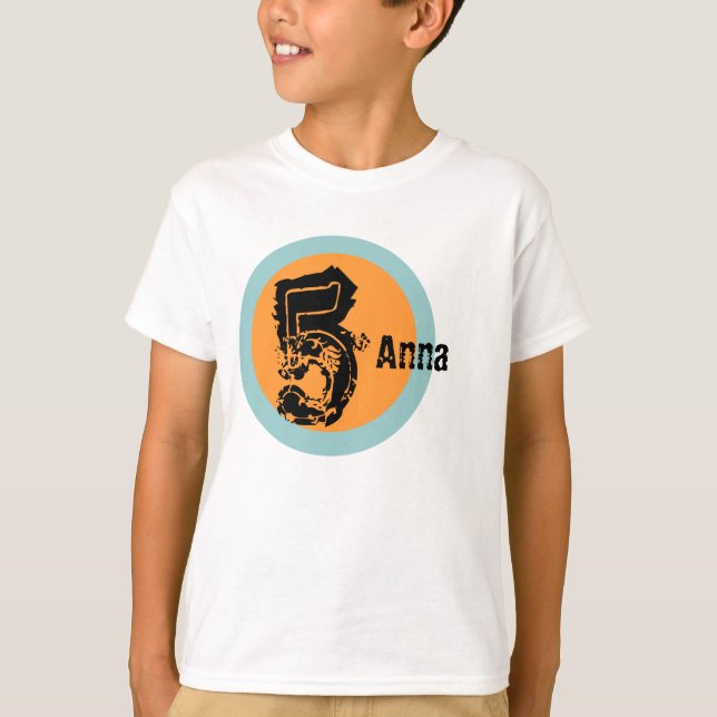 Cirkla den 5th födelsedagtshirten för namn och för t shirt (Framsida)