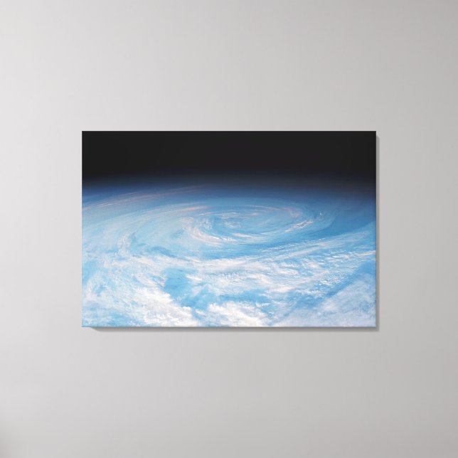 Cirkulär molnbildning över södra Stilla havet. Canvastryck (Framsida)