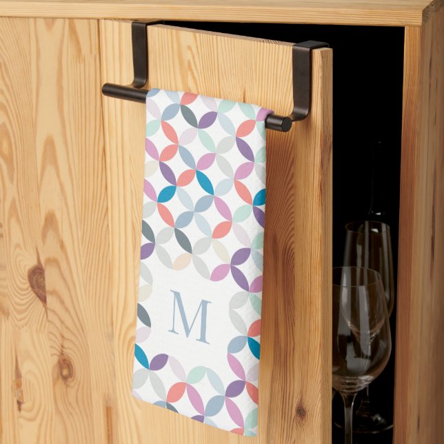 Cirkulärt rutigt mönster med sval ton monogram kökshandduk (Thirds Fold)