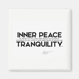 Citat: Dalai Lama - Innerfreden är nyckel Magnet