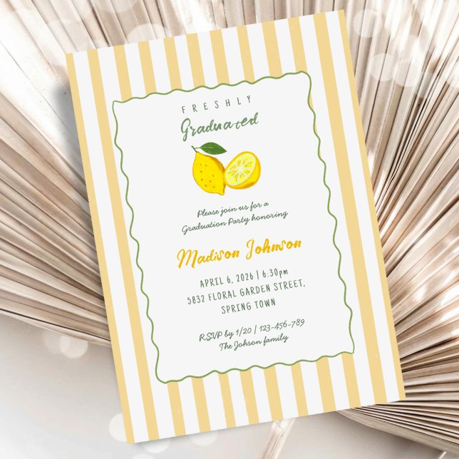 Citron Gul Randig Chic Studentfest Inbjudningar (Lemon Yellow Stripe Chic Graduation Party Invitation)
