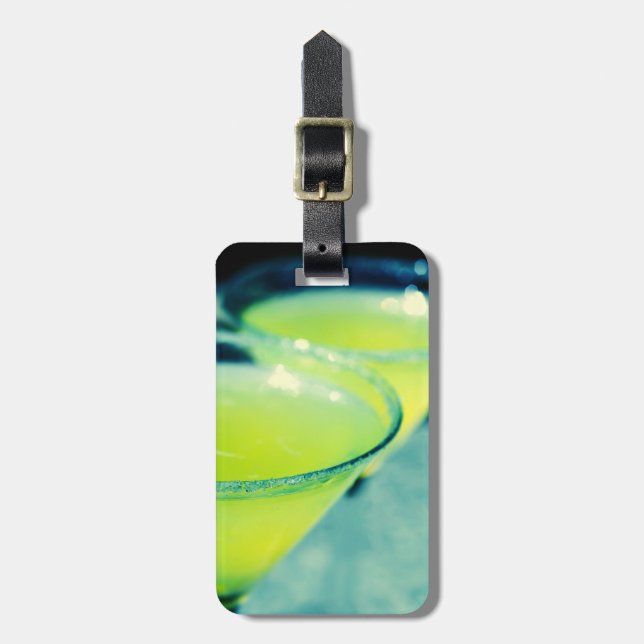 Citronen tappar coctailen bagagebricka (Vertikal Framsida)