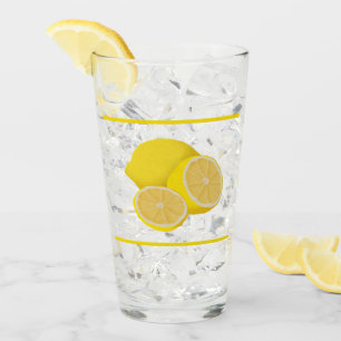 Citroner som dricker exponeringsglas glaskopp