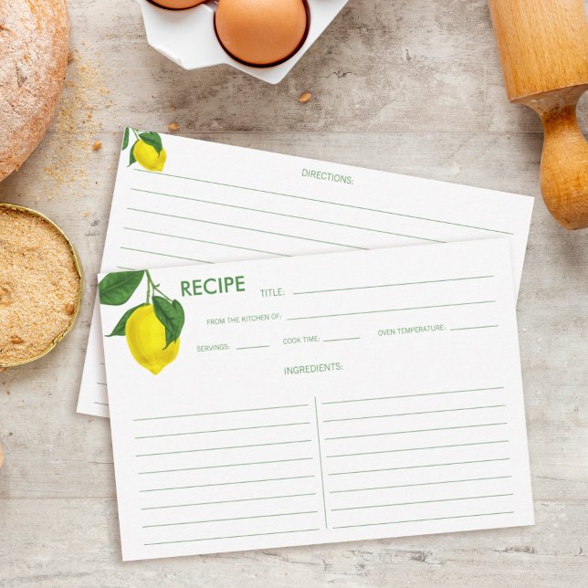 Citrus Lemon Gult Grönt Recept Card (Lemon Recipe card with a green text and a lemon hanging from the corner.)