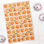 Citrus Orange Mönster Kökshandduk<br><div class="desc">Zingy och delikat orange citrusfrukter mönster på  rosa. Perfekt för mat och vem som helst som kokar kärlek. Originalkonst av Nic Squirrell.</div>