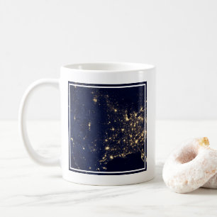 City Ljus of the United Stater på natten. Kaffemugg