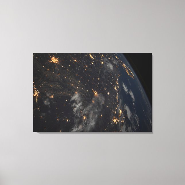 City Ljus på natten på planeten Jorden Canvastryck (Framsida)