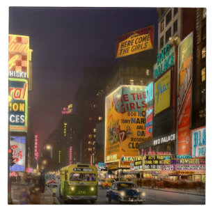 City - Manhattan, NY - Här kommer flickorna 1953 Kakelplatta