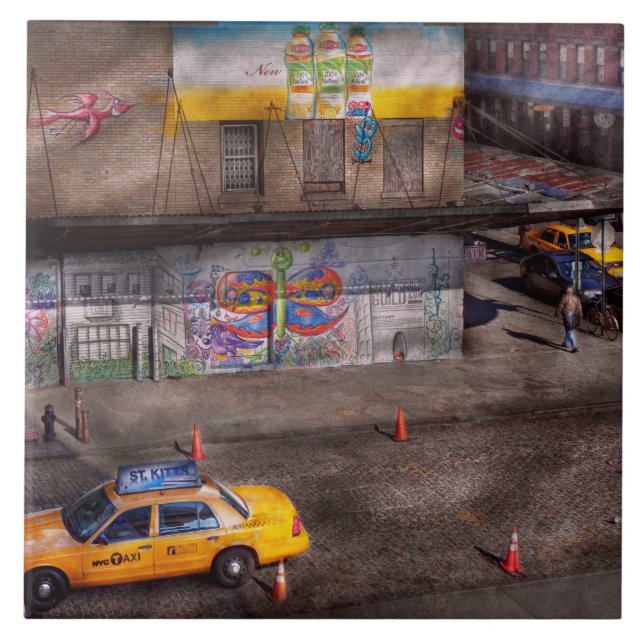 City - New York - Greenwich Village - Life's färg Kakelplatta (Framsidan)