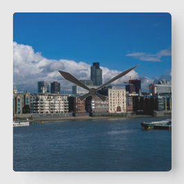 City of London and Torn 42 Fyrkantig Klocka
