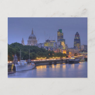 City of London i dusk Vykort