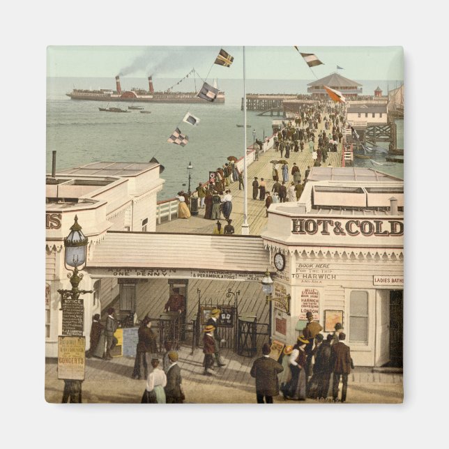 Clacton-on-Sea Pier I, Essex, England Magnet (Framsidan)