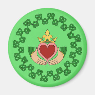 Claddagh och Grönt Knotwork Magnet