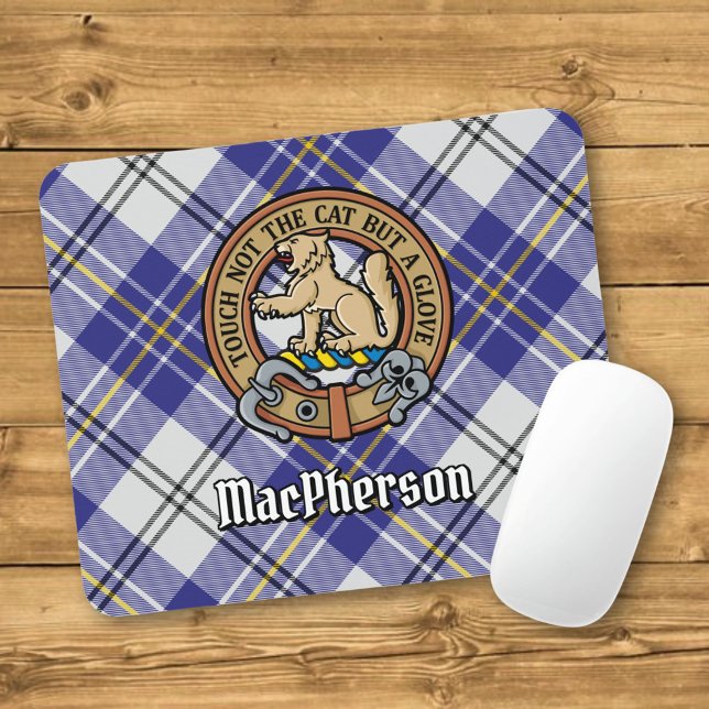 Clan MacPherson-vapen över blå klänningstartan Musmatta (Skapare uppladdad)